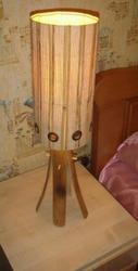 Светильник прикроватный (типа настольный торшер) из бамбука